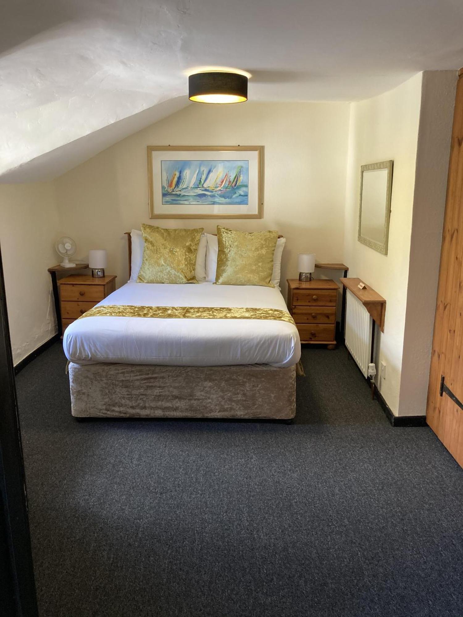 The Cridford Inn Trusham Номер фото