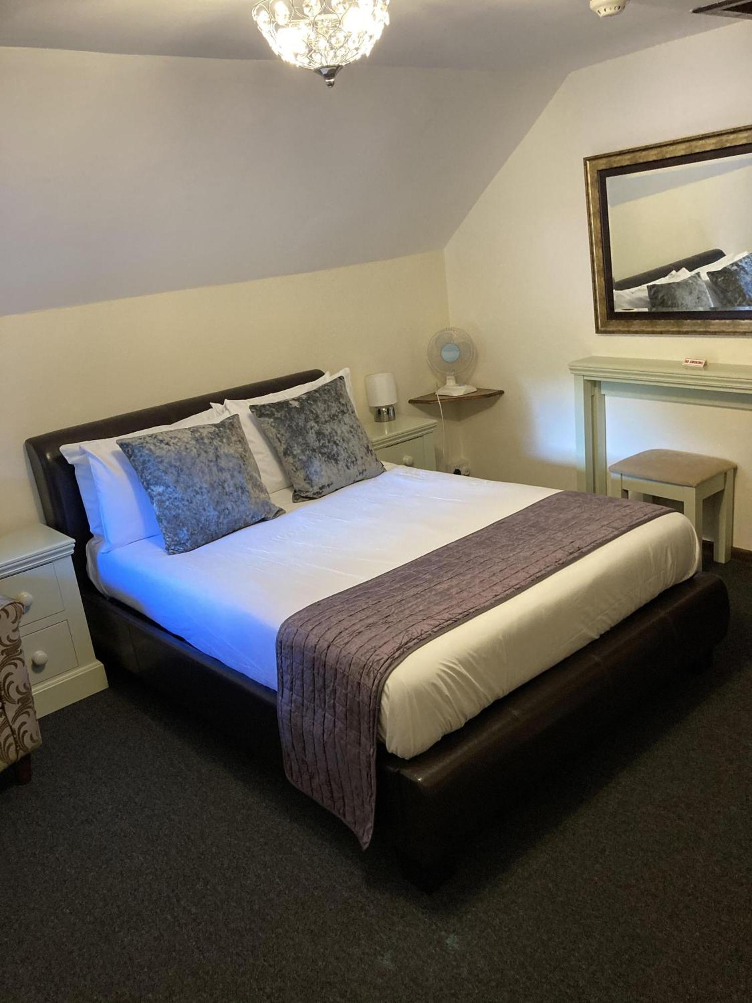 The Cridford Inn Trusham Номер фото